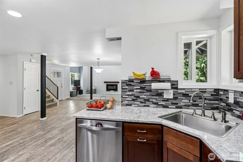 Property photo for 13811 272nd Street Ne, Arlington photo 11