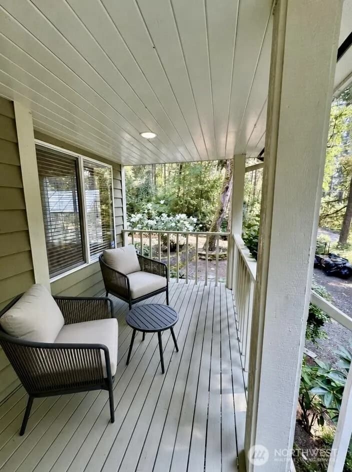 Property photo for 15944 Ne Lemolo Shore Drive, Poulsbo photo 4