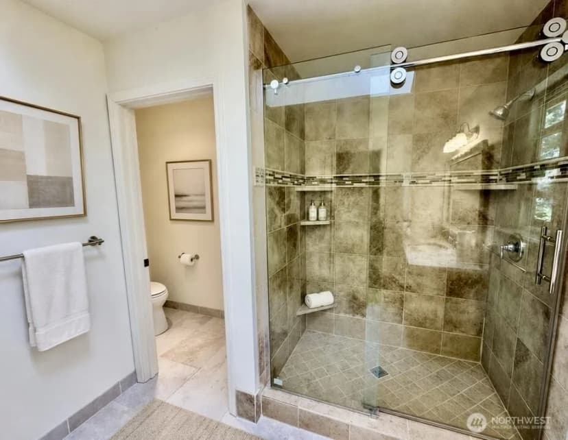 Property photo for 15944 Ne Lemolo Shore Drive, Poulsbo photo 16