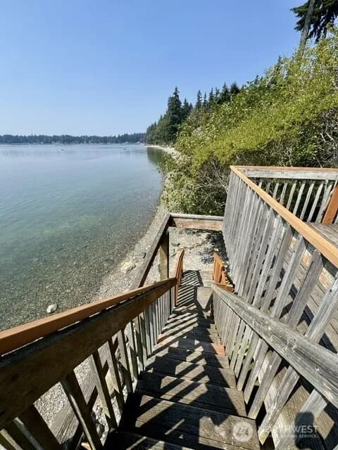 Property photo for 15944 Ne Lemolo Shore Drive, Poulsbo photo 32
