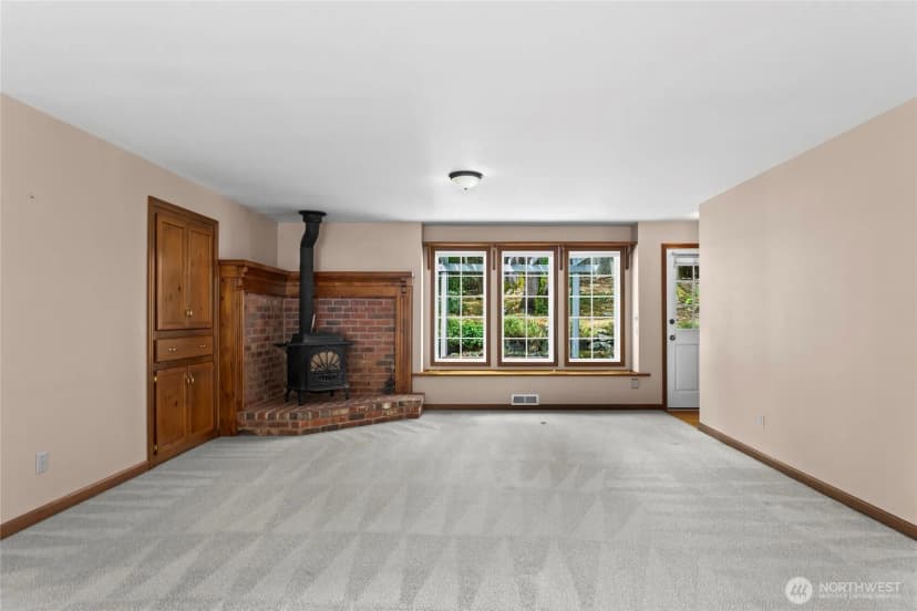 Property photo for 5106 112th Avenue Ct E, Edgewood photo 15