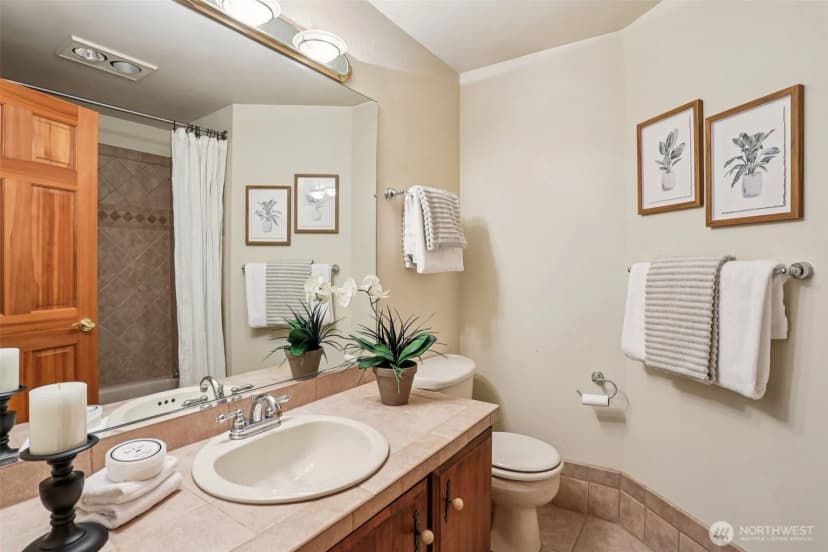 Property photo for 5733 155th Avenue Ne, Redmond photo 18