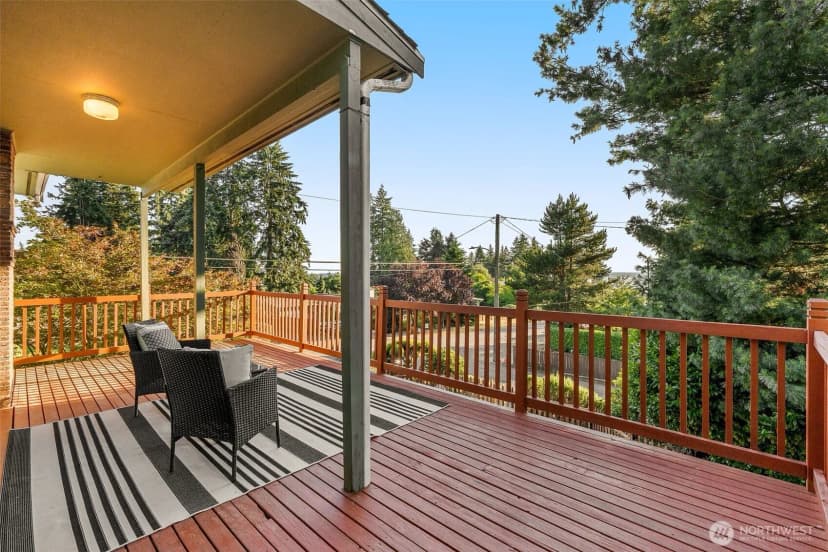 Property photo for 12703 4th Avenue Nw, Seattle photo 21