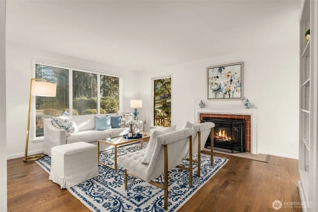 Property photo for 12703 4th Avenue Nw, Seattle photo 5