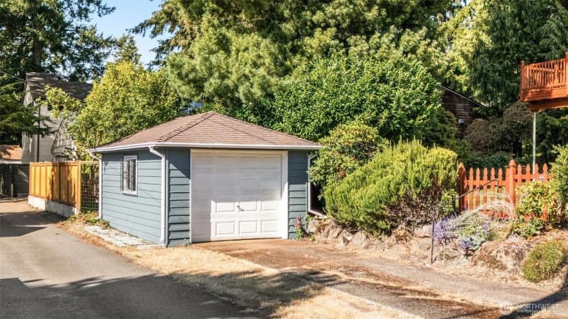 Property photo for 12703 4th Avenue Nw, Seattle photo 38