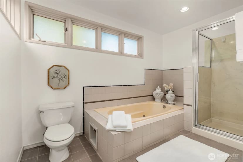 Property photo for 12703 4th Avenue Nw, Seattle photo 18