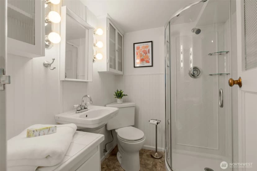 Property photo for 12703 4th Avenue Nw, Seattle photo 27