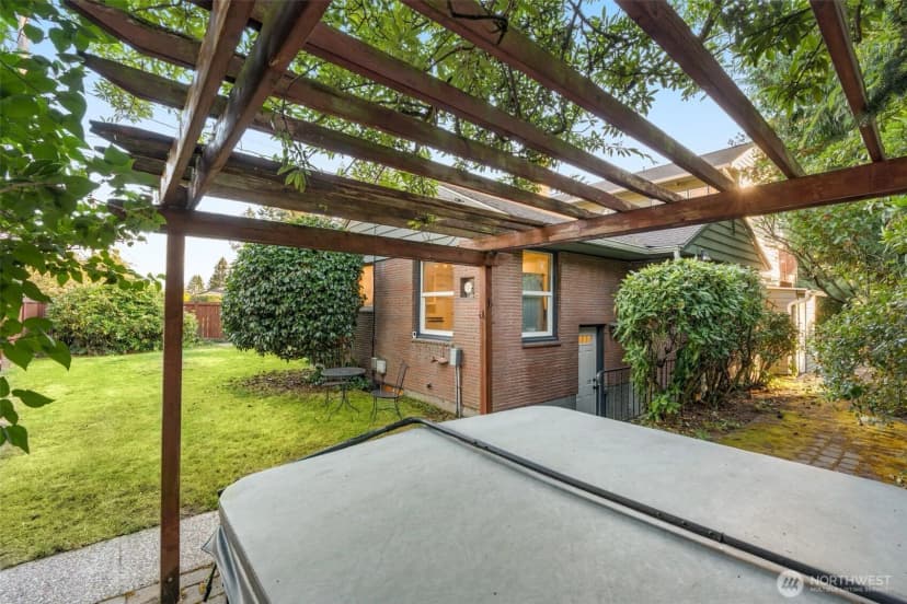 Property photo for 12703 4th Avenue Nw, Seattle photo 30