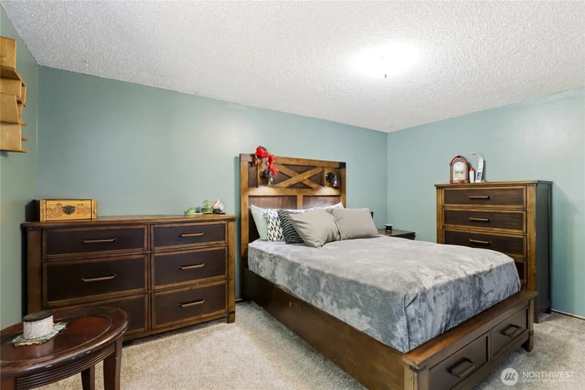 Property photo for 2422 Hennessy Lane, Port Angeles photo 14