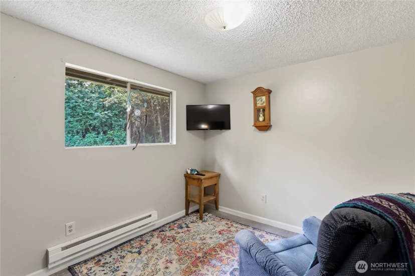 Property photo for 2422 Hennessy Lane, Port Angeles photo 18