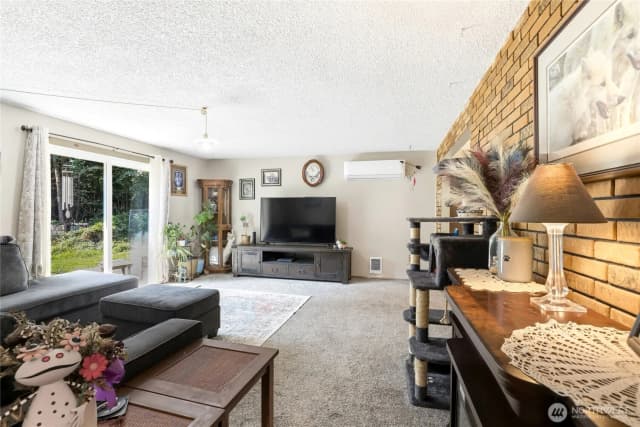 Property photo for 2422 Hennessy Lane, Port Angeles photo 5