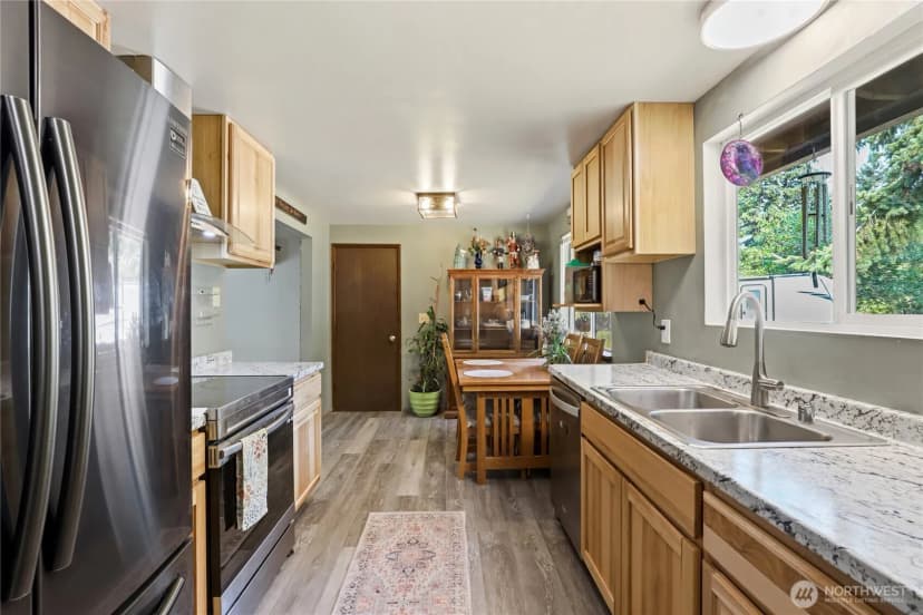 Property photo for 2422 Hennessy Lane, Port Angeles photo 12