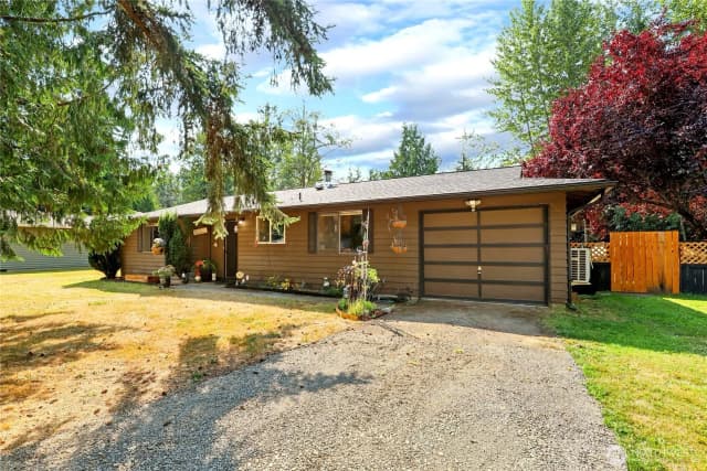 Property photo for 2422 Hennessy Lane, Port Angeles photo 2