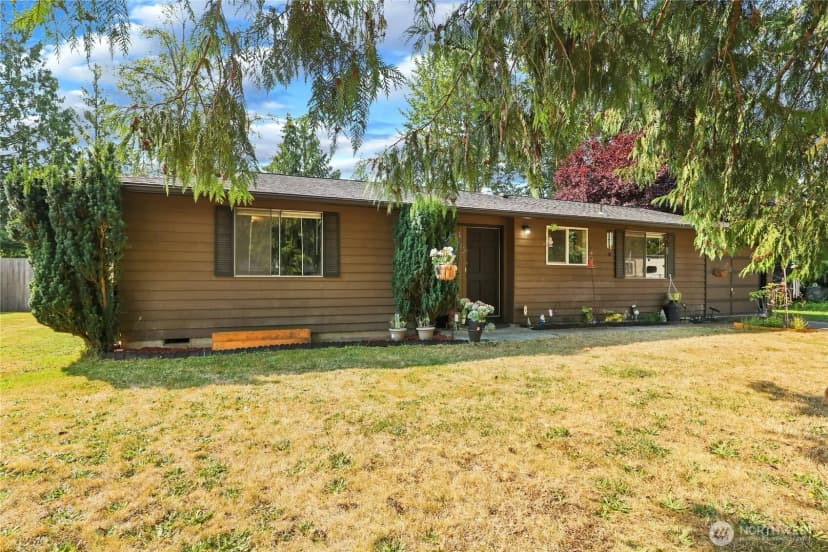 Property photo for 2422 Hennessy Lane, Port Angeles