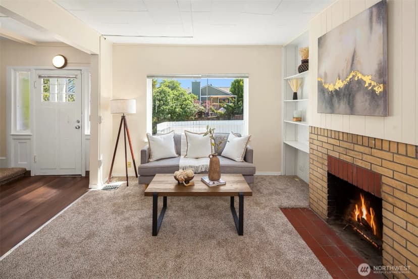 Property photo for 332 Ne 50th Street, Seattle photo 3