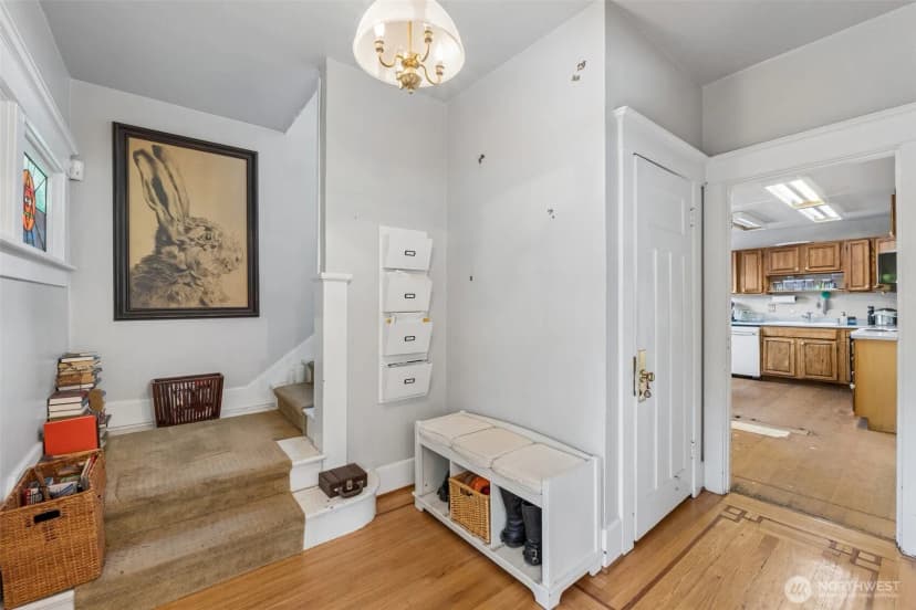 Property photo for 130 29th Avenue, Seattle photo 11