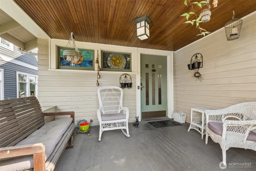 Property photo for 130 29th Avenue, Seattle photo 2