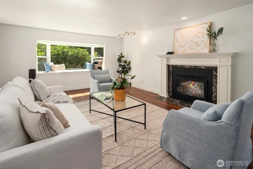 Property photo for 11517 Tyler Place Ne, Bainbridge Island photo 7