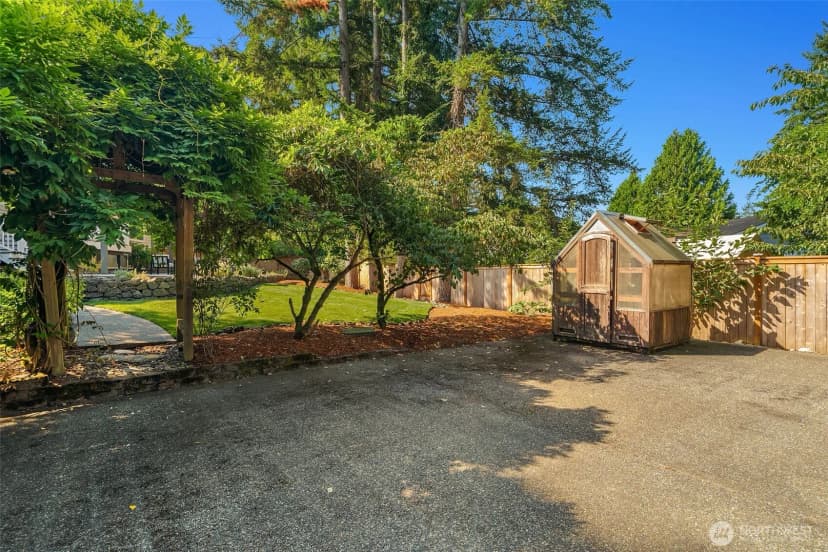 Property photo for 11517 Tyler Place Ne, Bainbridge Island photo 29