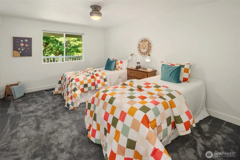 Property photo for 11517 Tyler Place Ne, Bainbridge Island photo 18