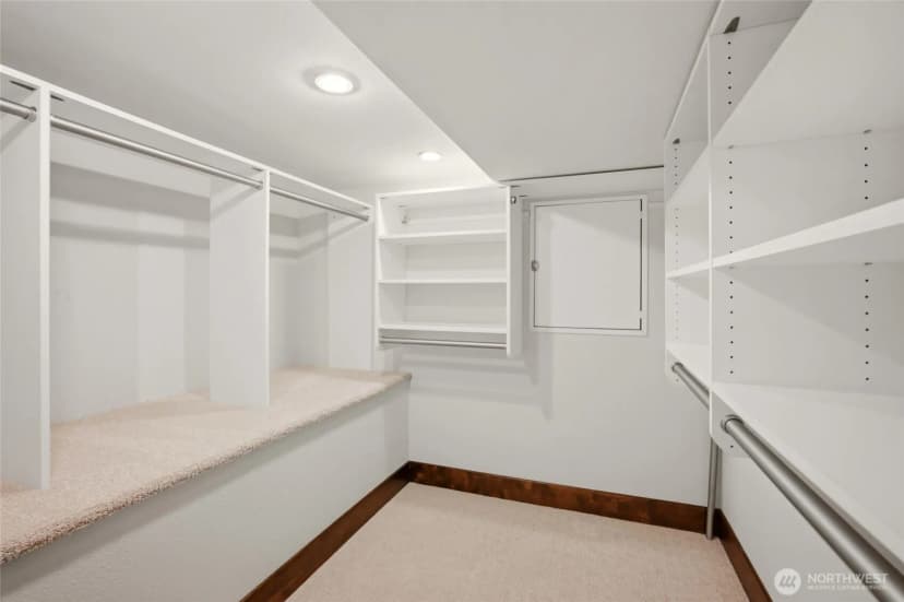 Property photo for 2716 Warren Avenue N, Seattle photo 27
