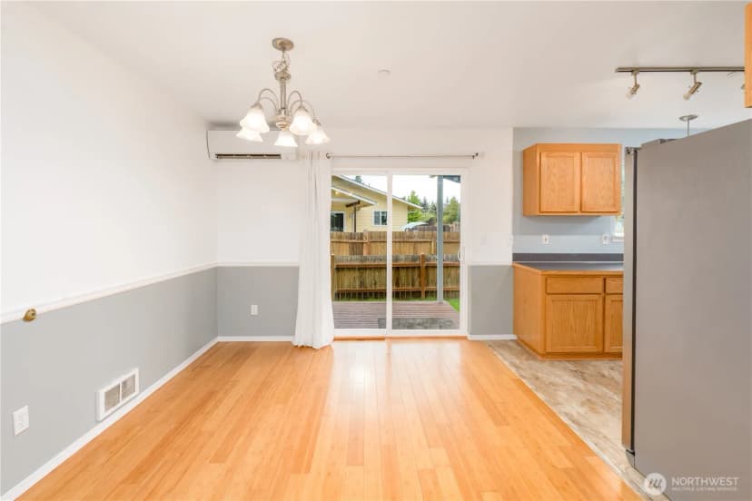 Property photo for 2419 Arbutus Ln, Port Angeles photo 8