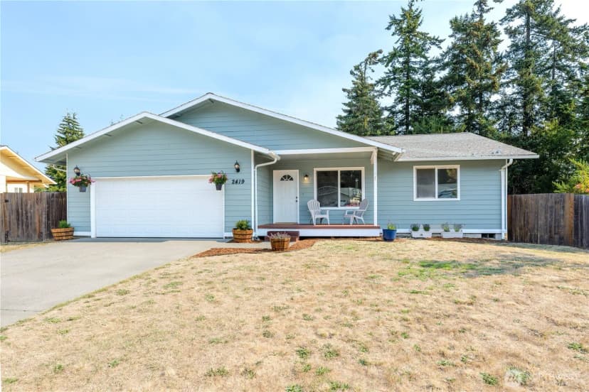 Property photo for 2419 Arbutus Ln, Port Angeles
