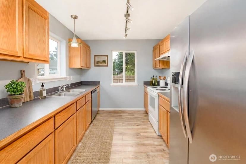 Property photo for 2419 Arbutus Ln, Port Angeles photo 13
