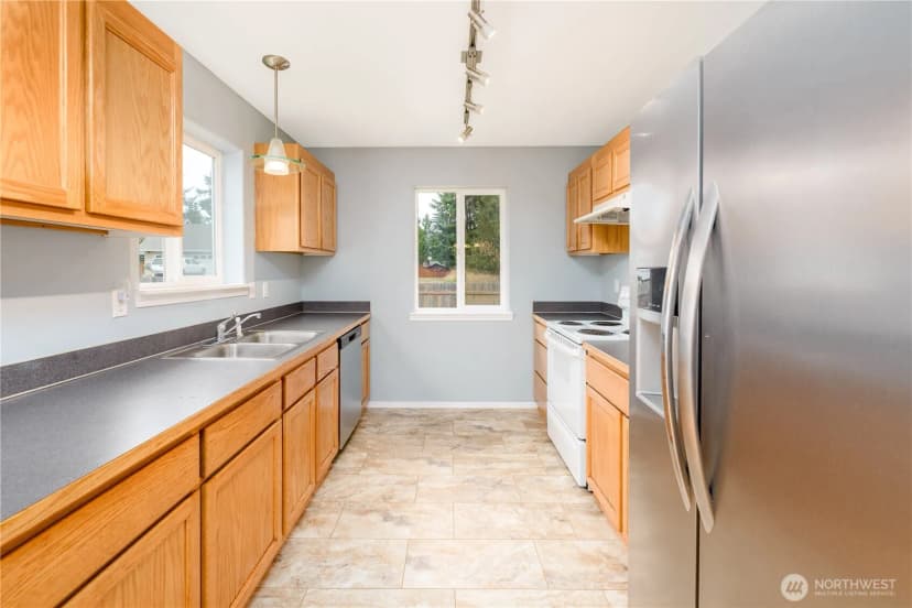 Property photo for 2419 Arbutus Ln, Port Angeles photo 12