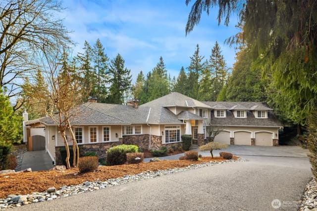 Property photo for 21219 Se 39th Street, Sammamish photo 2