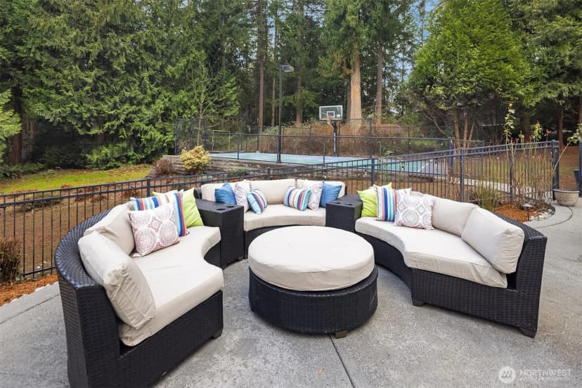 Property photo for 21219 Se 39th Street, Sammamish photo 9