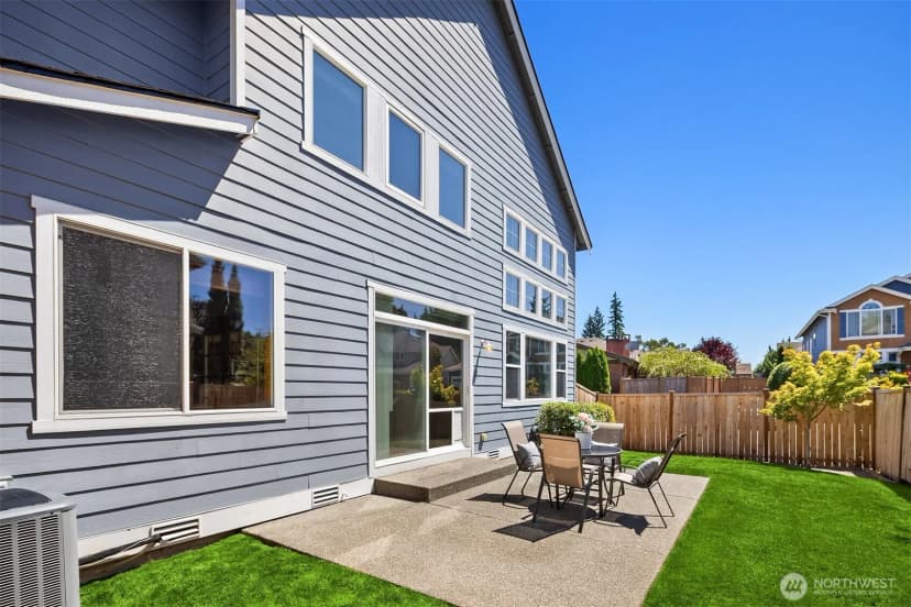 Property photo for 1315 Redmond Place Ne, Renton photo 36