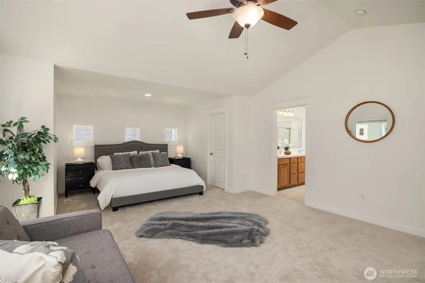 Property photo for 1315 Redmond Place Ne, Renton photo 25