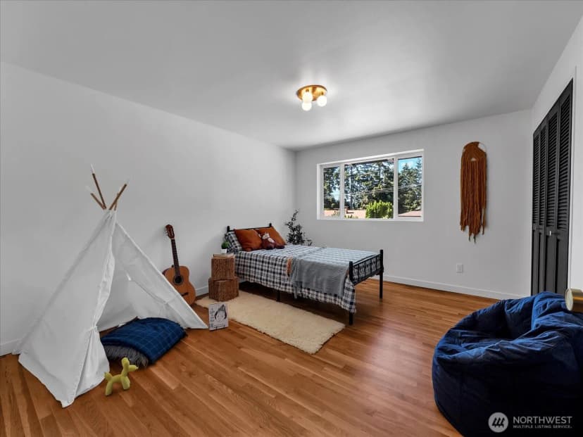 Property photo for 9616 242nd Place Sw, Edmonds photo 20