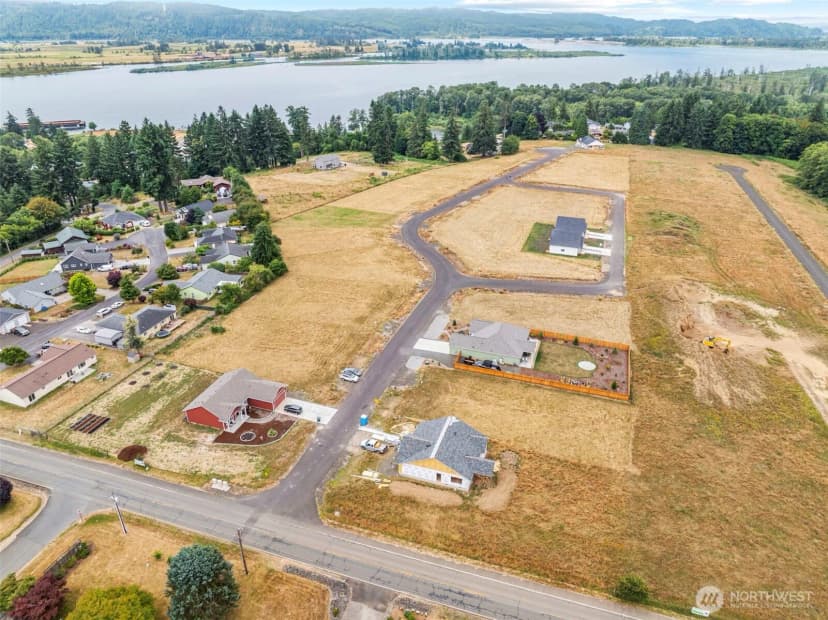 Property photo for 18 Sunnyfield Drive #lot 14, Cathlamet photo 8