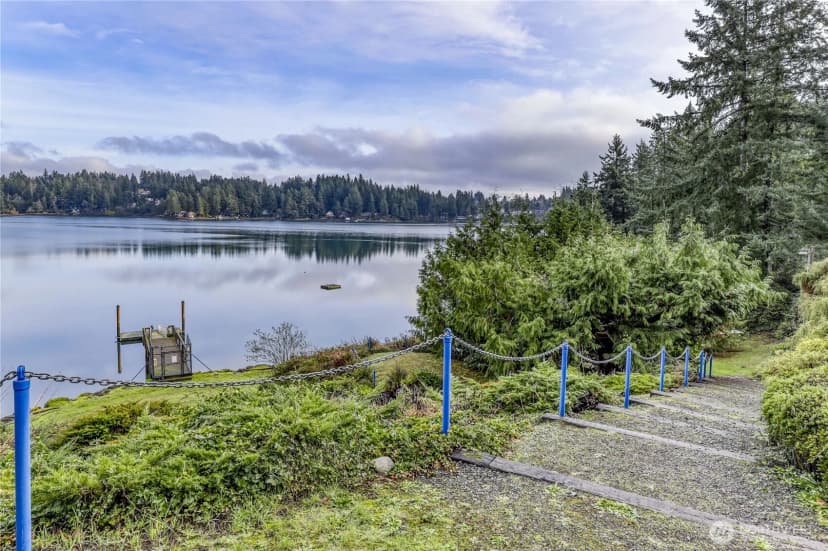 Property photo for 924 Shorewood Drive #c28, Bremerton