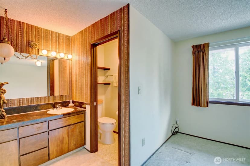 Property photo for 7565 Crescent Lane, Anacortes photo 13
