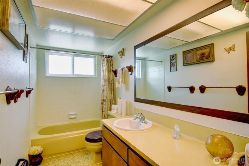 Property photo for 7565 Crescent Lane, Anacortes photo 15