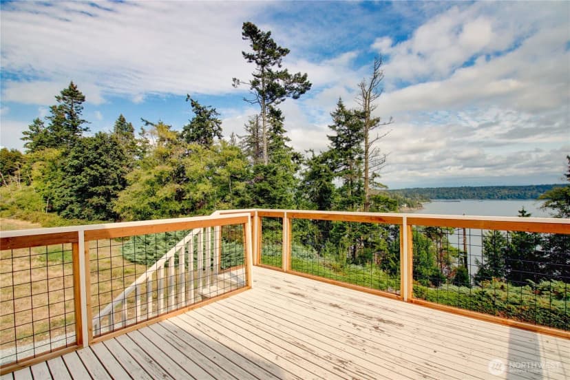 Property photo for 7565 Crescent Lane, Anacortes photo 28