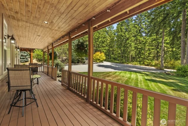 Property photo for 29220 42nd Avenue E, Graham photo 3