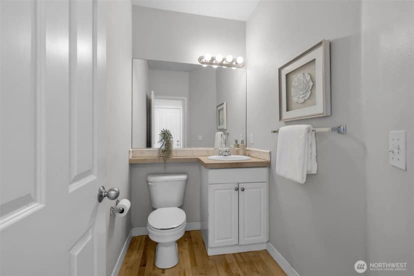 Property photo for 6748 161st Avenue Se #a, Bellevue photo 11