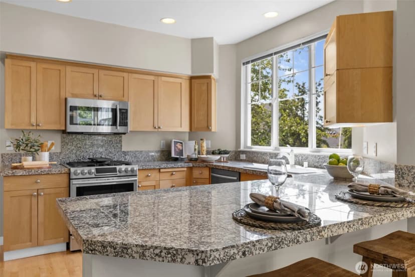Property photo for 6748 161st Avenue Se #a, Bellevue photo 10
