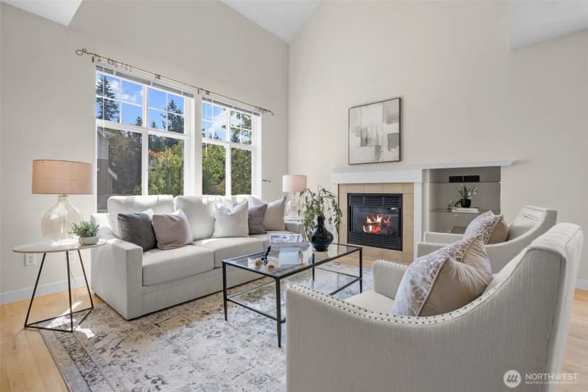 Property photo for 6748 161st Avenue Se #a, Bellevue photo 2