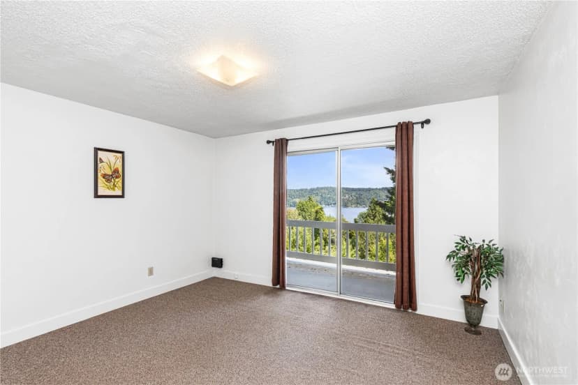 Property photo for 12340 Sand Point Way Ne, Seattle photo 3