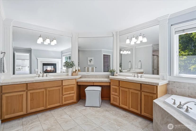 Property photo for 27225 Se 13th Place, Sammamish photo 23