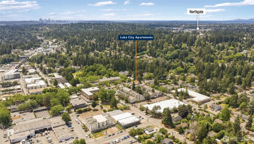Property photo for 2600 Ne 125th Street, Seattle photo 9
