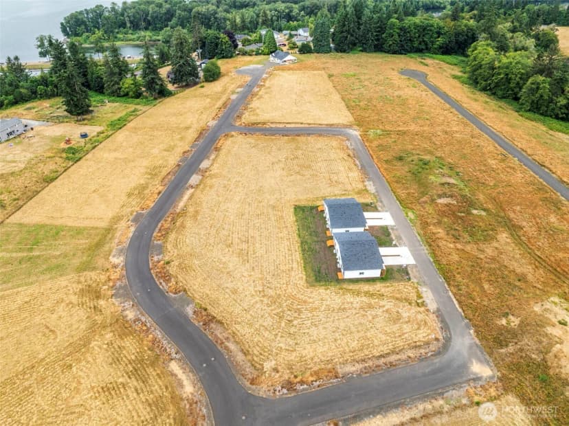 Property photo for 30 Sunnyfield Drive #lot 17, Cathlamet photo 2
