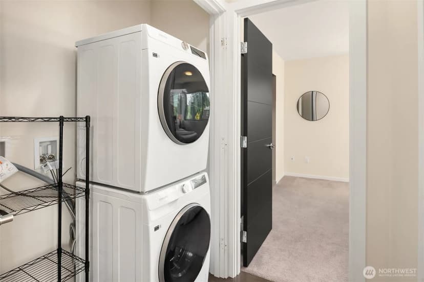 Property photo for 8356 19th Avenue Nw #b, Seattle photo 11