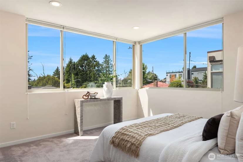 Property photo for 8356 19th Avenue Nw #b, Seattle photo 17