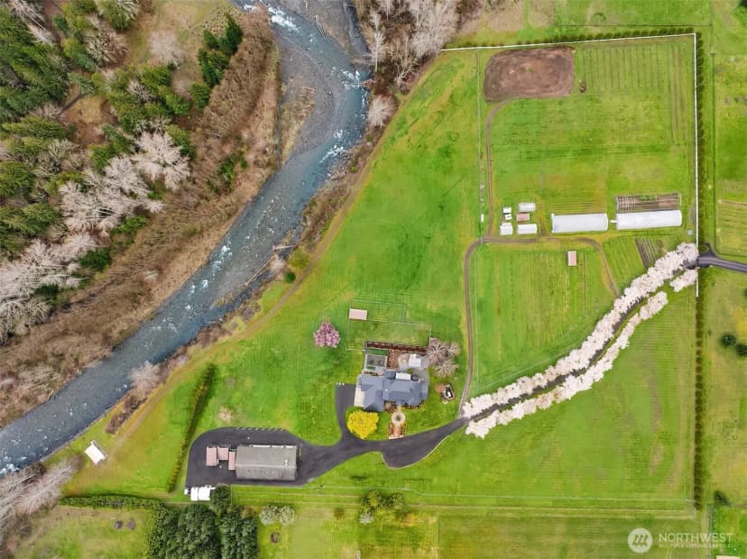 Property photo for 231 River Run Road, Sequim photo 38